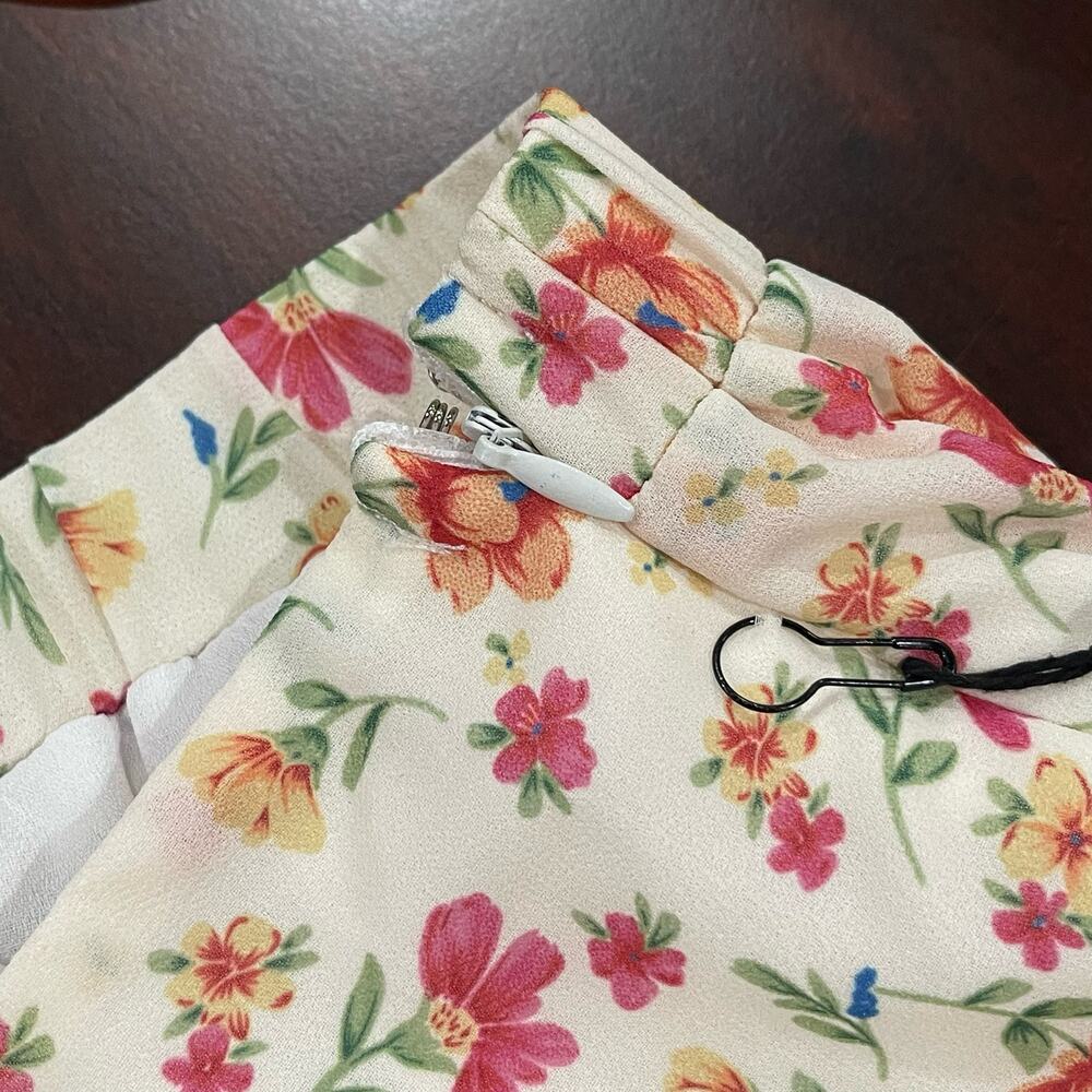 NEW Lost + Wander Floral Ruffle Skirt Size Small - Picture 8 of 8